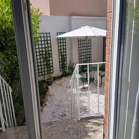 Apartment&garden, Ideal For Guests, Min 4 Nights * Vichy